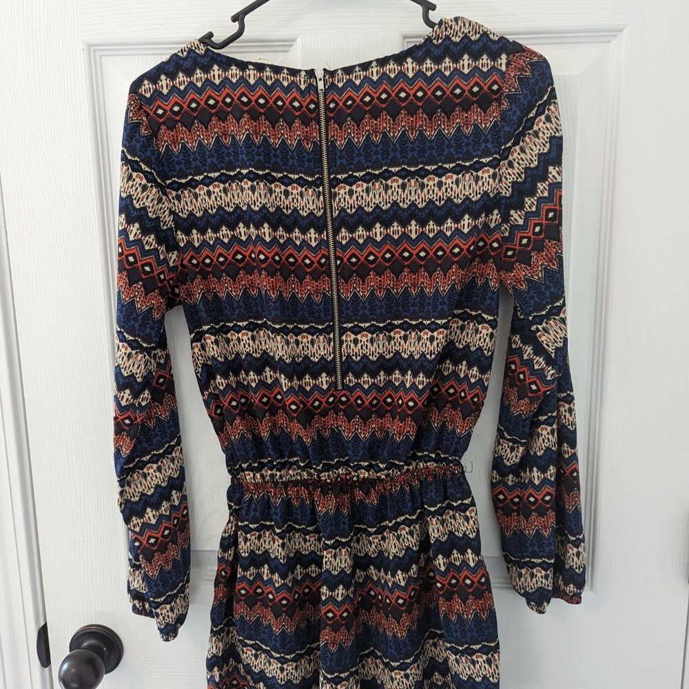Small Long sleeved Patterned Rhomper - Picture 2 of 6